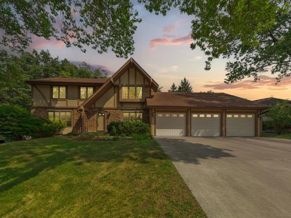 14613 Carriage Lane, Burnsville, MN 55306