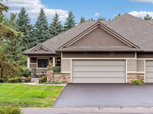 1354 Holly Avenue N, Oakdale, MN 55128