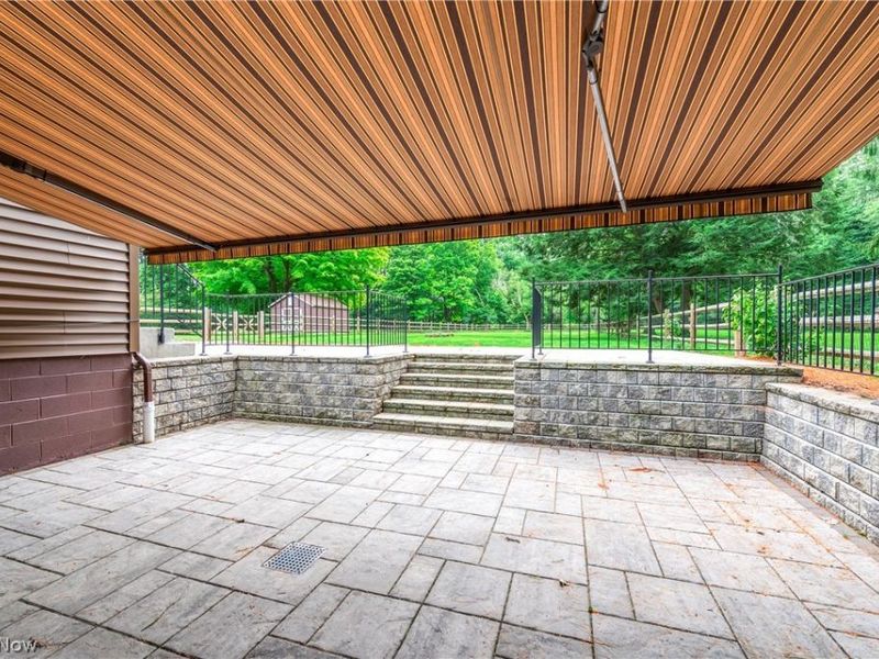 15038 Alexander Road, Walton Hills, OH 44146 Photo 9