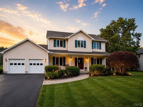 22 Chinook Street , Pulaski, NY 13142