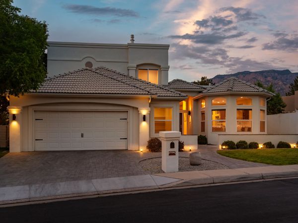 11201 Spyglass Hill Lane NE, Albuquerque, NM 87111