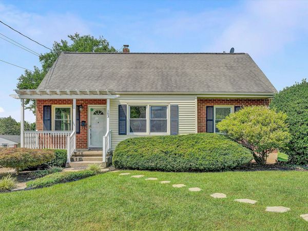 303 Valleydale AVE , Salem, VA 24153
