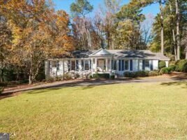 2783 S Hillandale Circle, Macon, GA 31204