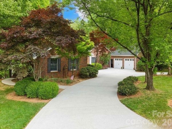 625 Saint Andrews Road, Unit 272, Statesville, NC 28625