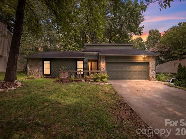 4607 Cricklewood Lane, Charlotte, NC 28212