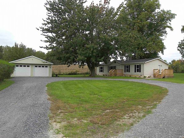 7321 S Caldwell Lake Drive, Claypool, IN 46510