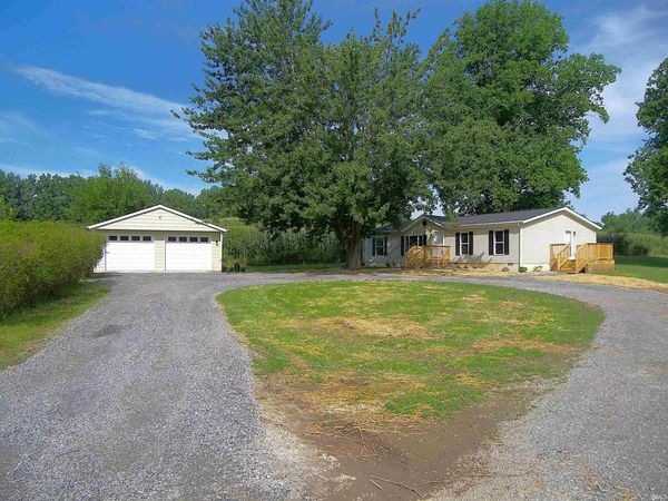 7321 S Caldwell Lake Drive, Claypool, IN 46510