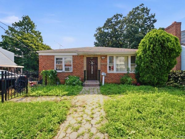 290 First Street , Yonkers, NY 10704