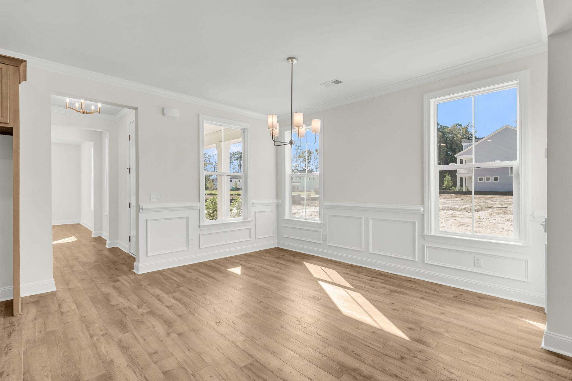 202 Cantona Drive Photo 12