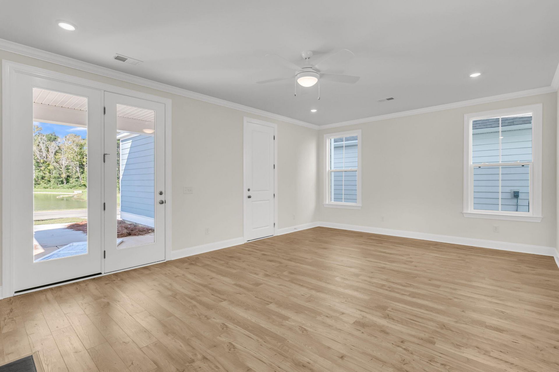 202 Cantona Drive Photo 14