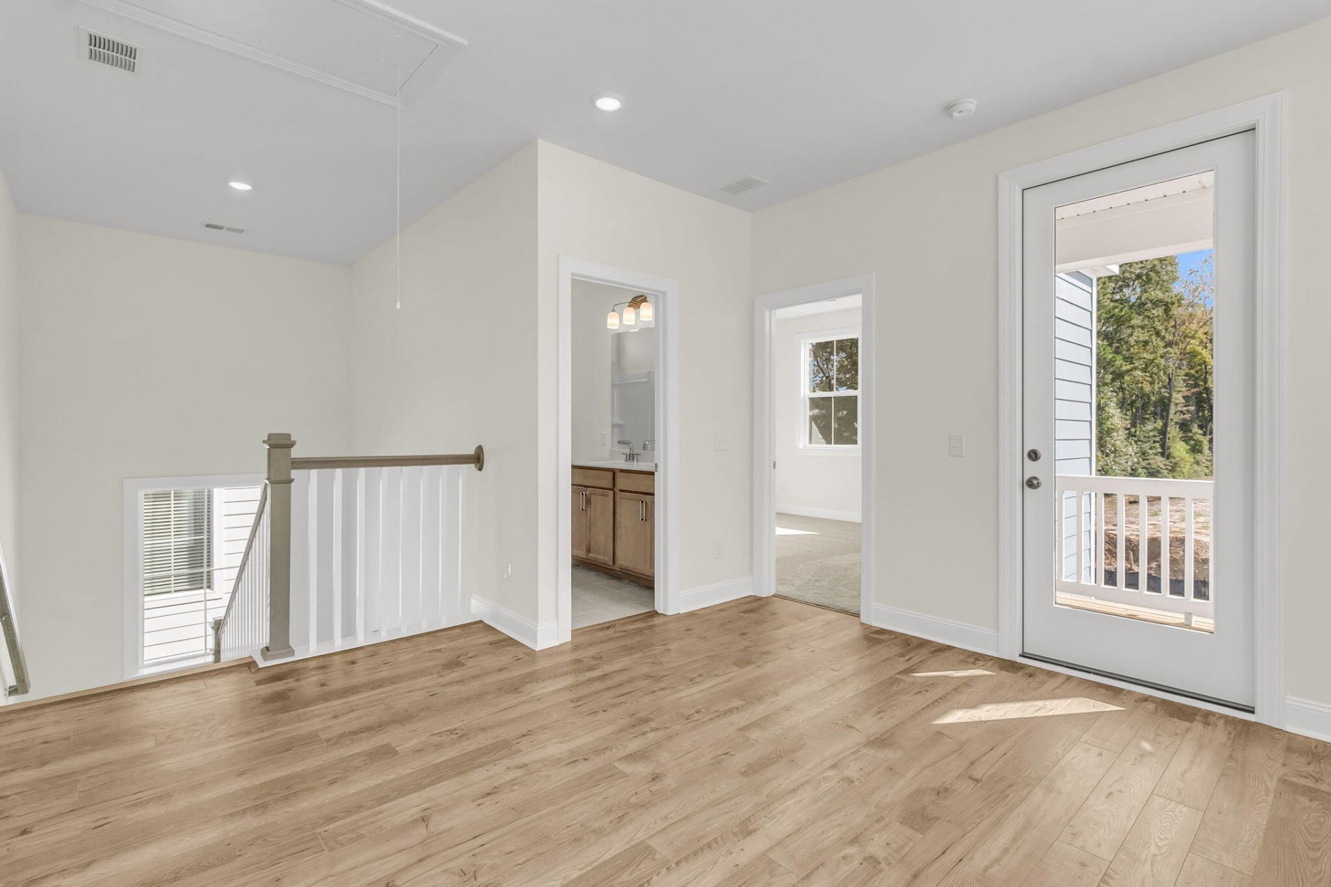 202 Cantona Drive Photo 21