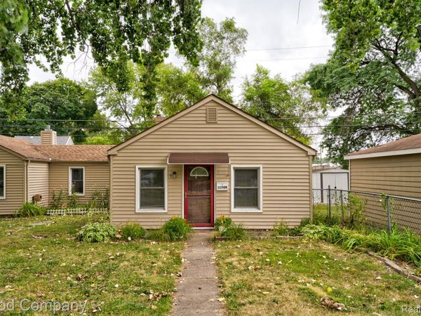 11700 Cavell Street , Livonia, Mi 48150