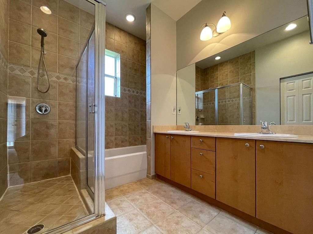 2377 Vintage Drive, Lighthouse Point, FL 33064 Photo