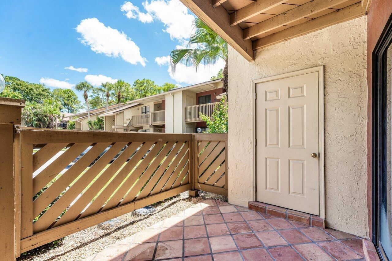 13095 Belhaven Court, Unit 5, Wellington, FL 33414 Photo