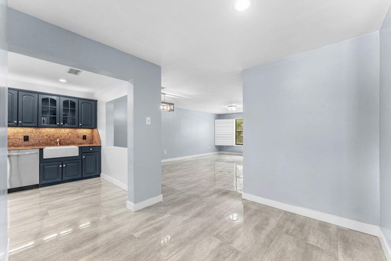 13095 Belhaven Court, Unit 5, Wellington, FL 33414 Photo
