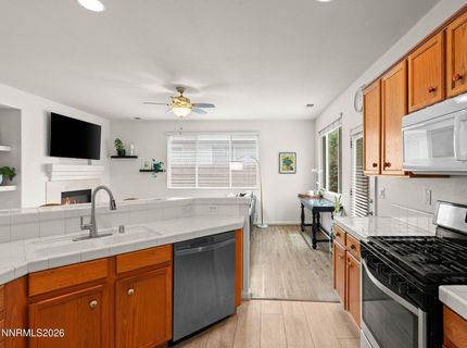 10465 Summershade Lane, Reno, NV 89521 Photo