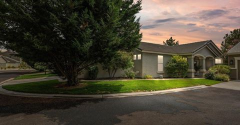 10465 Summershade Lane, Reno, NV 89521 Photo