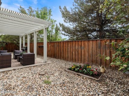 10465 Summershade Lane, Reno, NV 89521 Photo