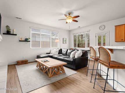 10465 Summershade Lane, Reno, NV 89521 Photo