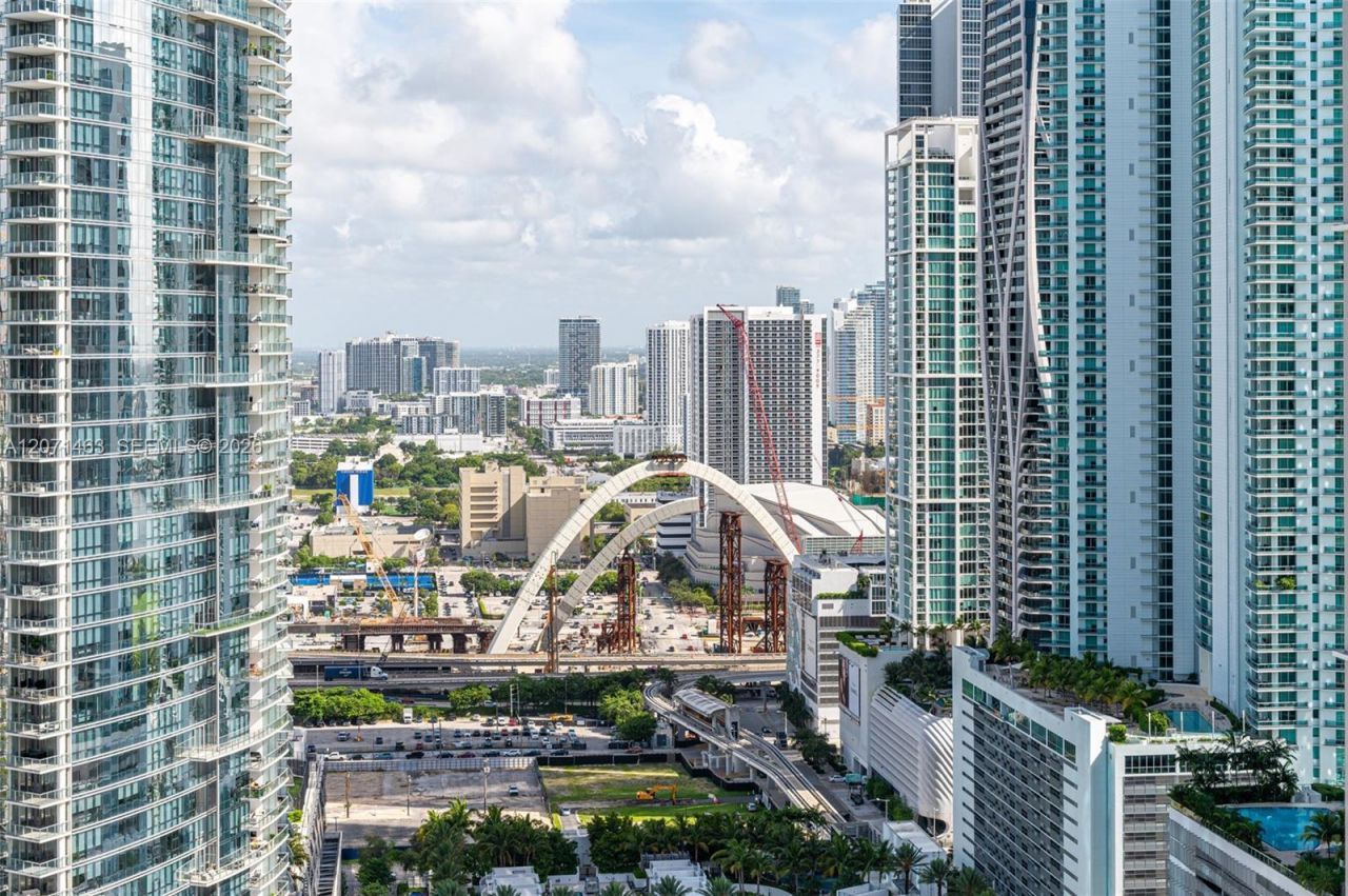 159 NE 6th St , Unit 3109, Miami, FL 33132 Photo