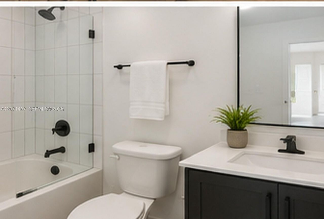 171 NW 158th St, Unit 11, Miami, FL 33169 Photo