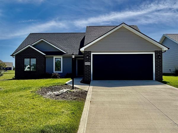 14259 Ascari Cove, Fort Wayne, IN 46818