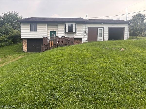 77 North Street , Smithfield, OH 43943