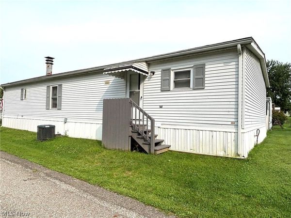 9230 State Route 45 , Unit 42, Lisbon, OH 44432