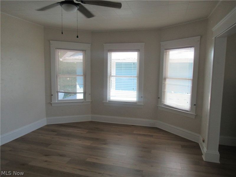 1518 Ridgewood Avenue, Unit Upstairs, Lakewood, OH 44107 Photo 5