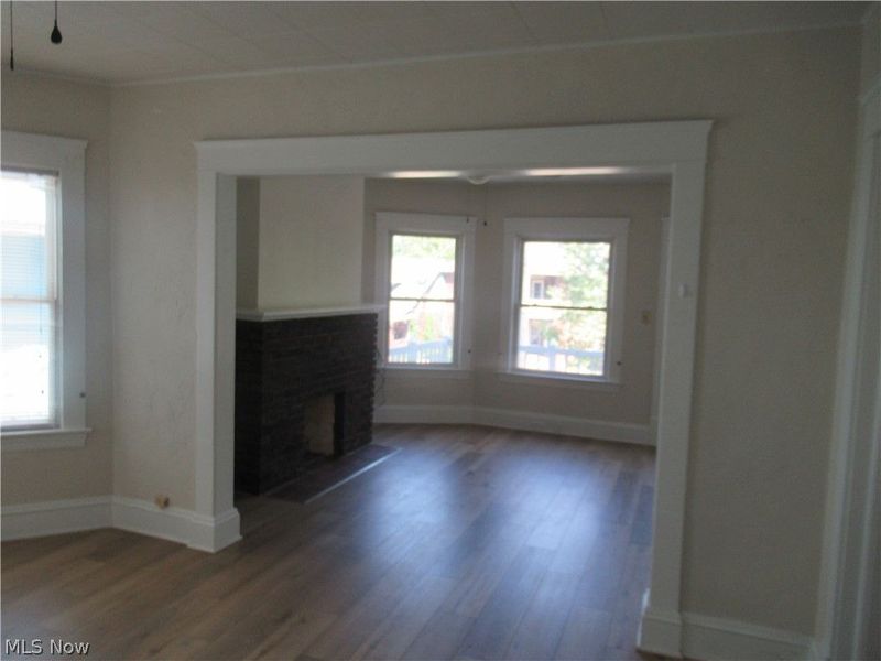 1518 Ridgewood Avenue, Unit Upstairs, Lakewood, OH 44107 Photo 6