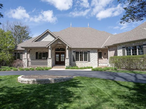 1512 W County Line ROAD, Mequon, WI 53092