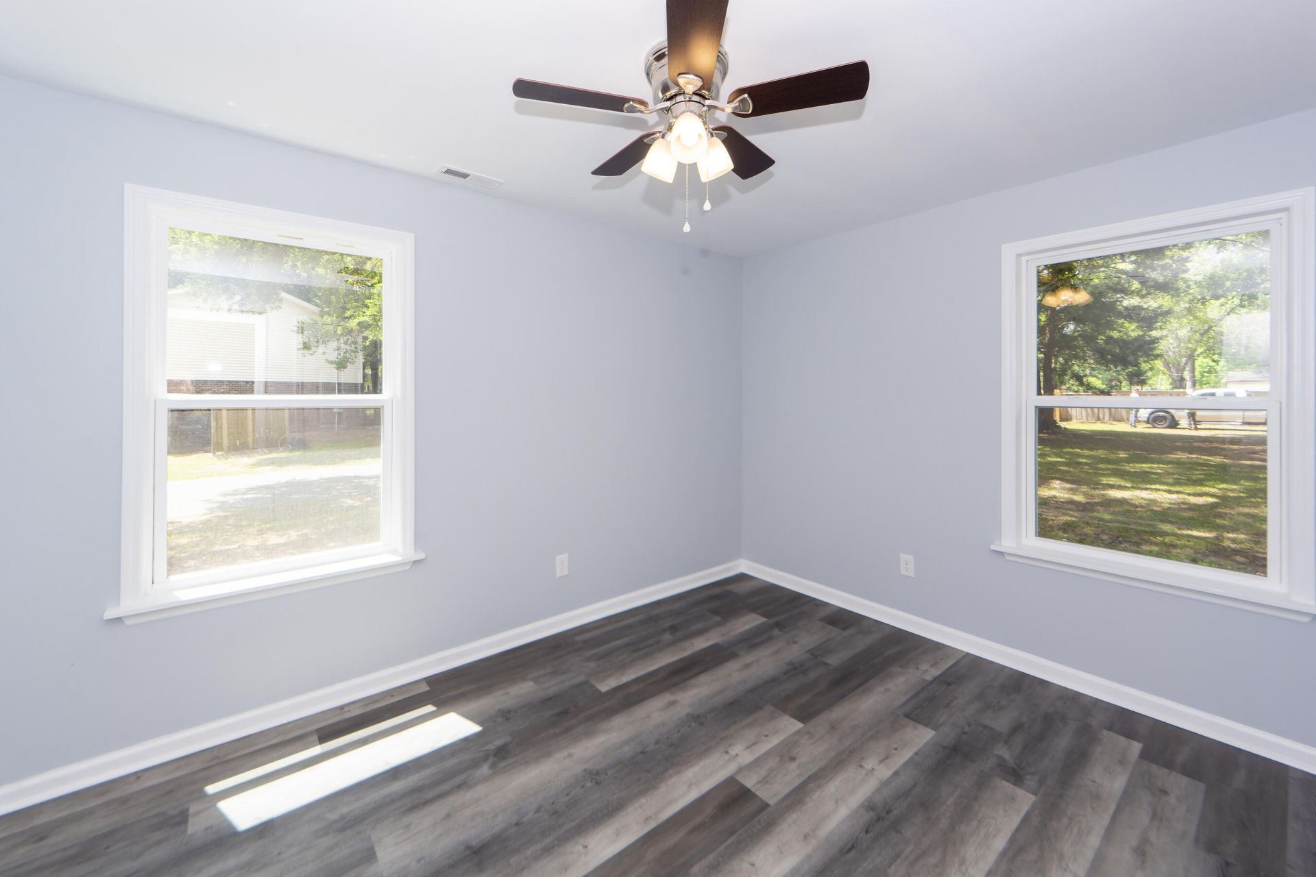 835 Prince John Drive Photo 16