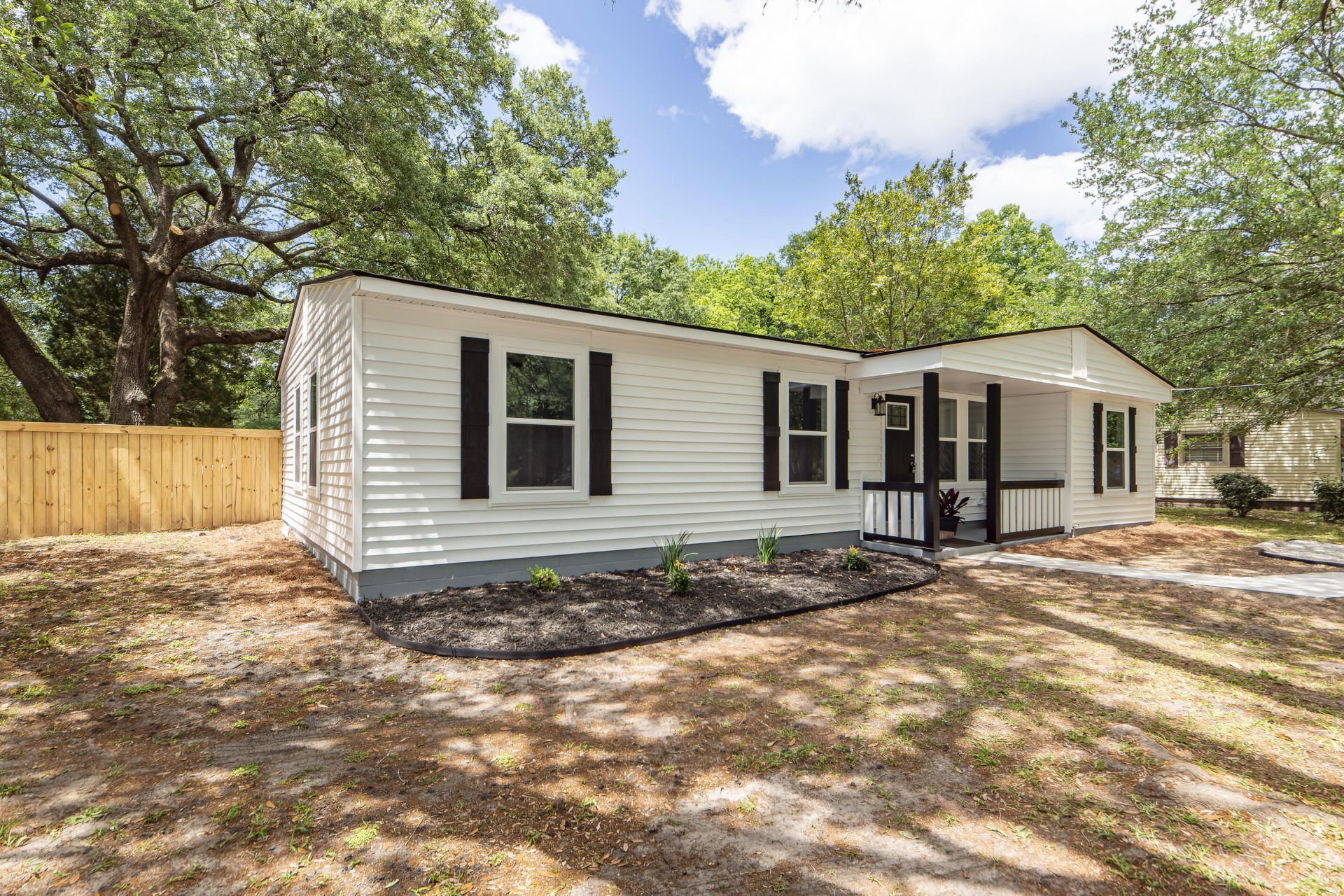 835 Prince John Drive Photo 24