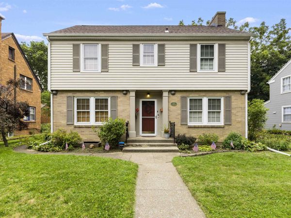 221 N HIGHLAND Avenue, ROCKFORD, IL 61107