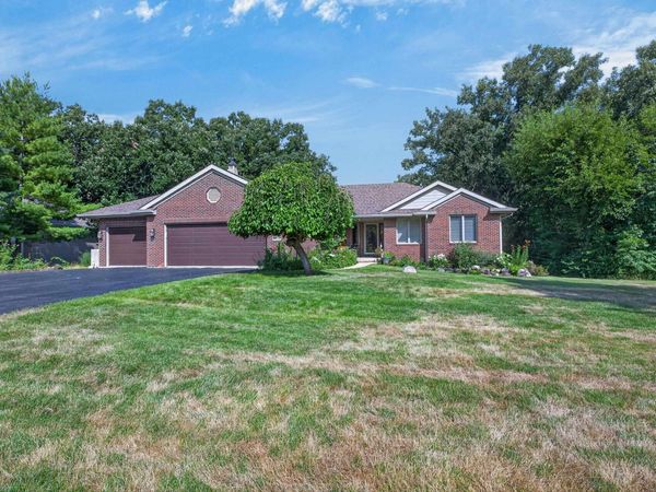 5398 Lakecrest Road, CALEDONIA, IL 61011