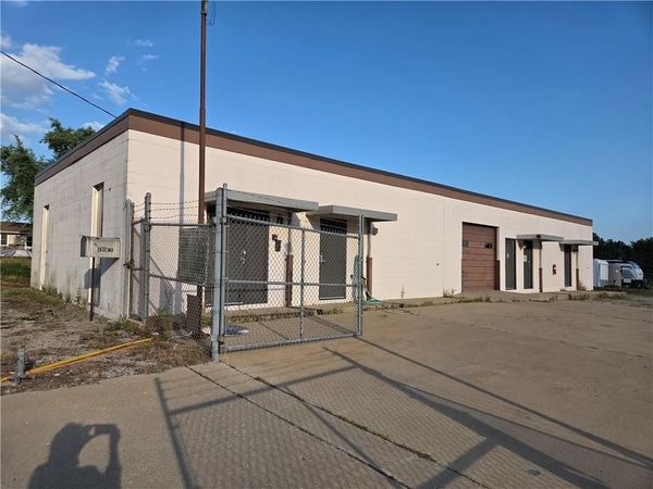 28 Third Street, Chillicothe, MO 64601
