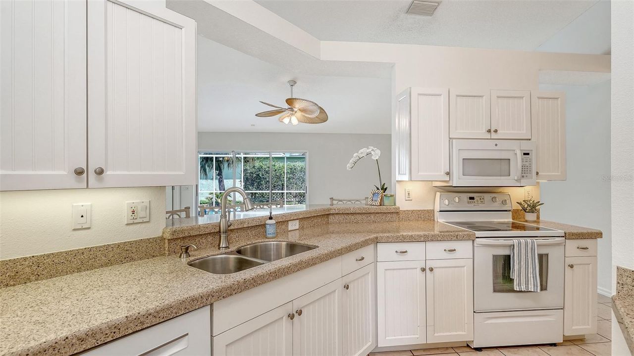 23 Arbor Oaks Drive, Sarasota, FL 34232 Photo