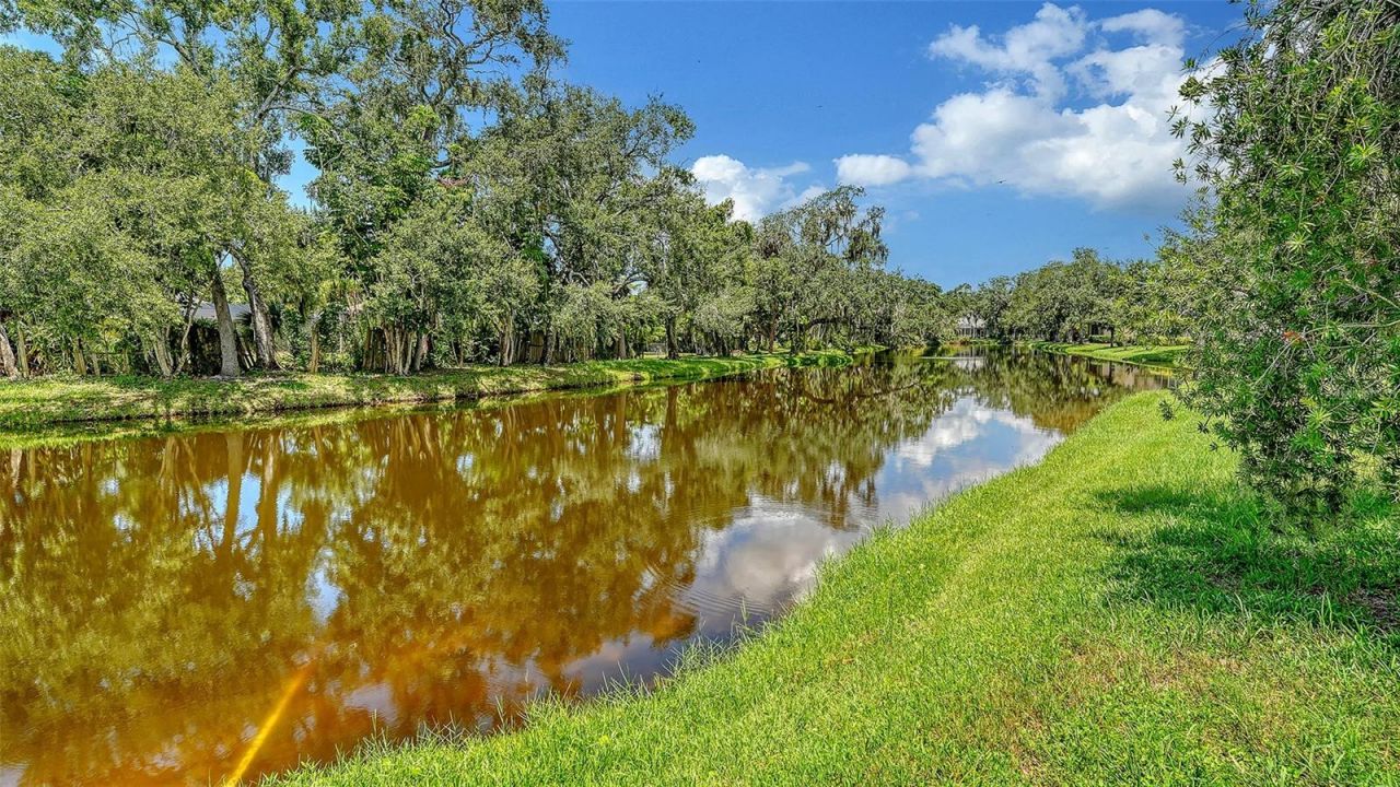 23 Arbor Oaks Drive, Sarasota, FL 34232 Photo
