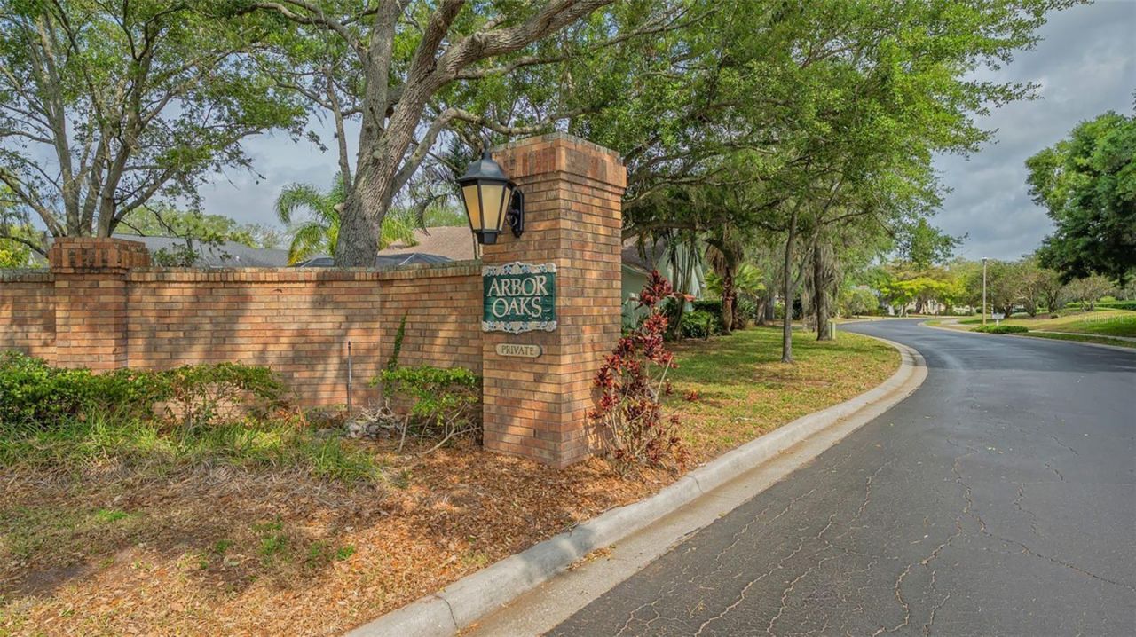 23 Arbor Oaks Drive, Sarasota, FL 34232 Photo