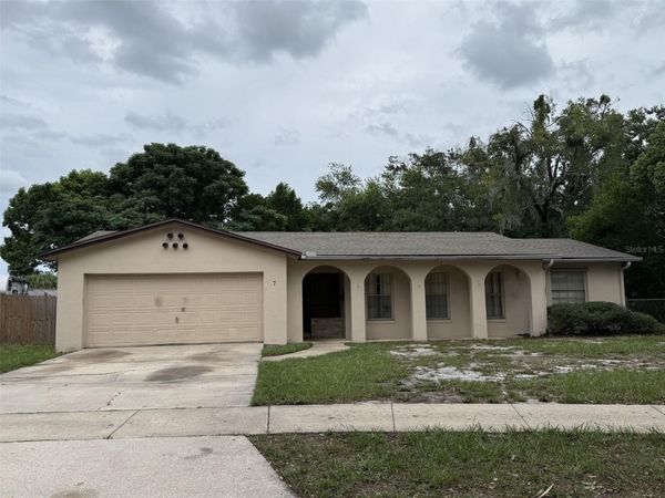 7 LAMPLITE COURT , CASSELBERRY, FL 32707