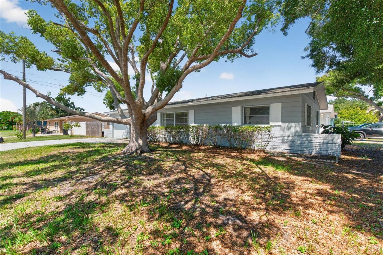 1901 57th Street N, Saint Petersburg, FL 33710 Photo