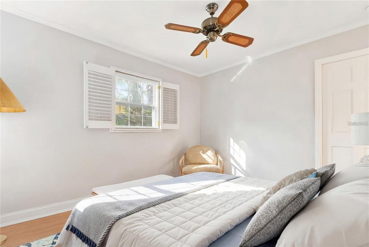 2102 W Kyra Drive , Tampa, FL 33612 Photo