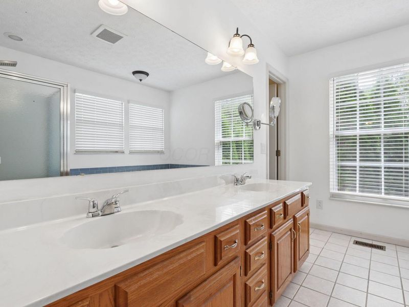 929 Carron Circle , Pickerington, OH 43147 Photo 34