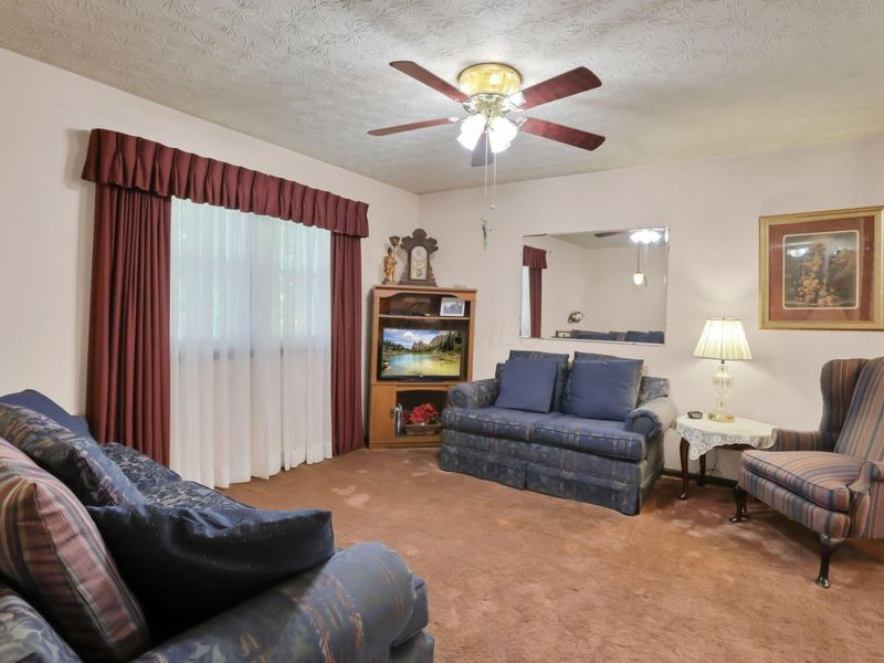 1935 Old Logan Road SE, Lancaster, OH 43130 Photo 10