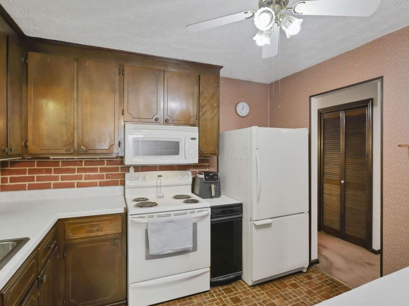 1935 Old Logan Road SE, Lancaster, OH 43130 Photo 16