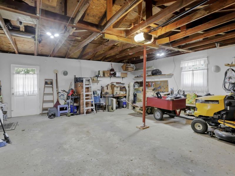 1935 Old Logan Road SE, Lancaster, OH 43130 Photo 38