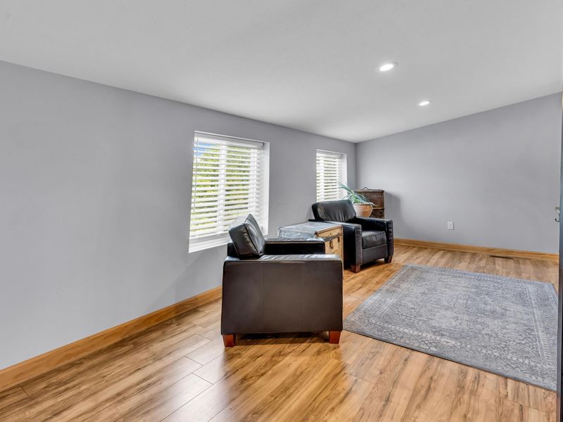8 E 3rd Avenue, Mount Sterling, OH 43143 Photo 70