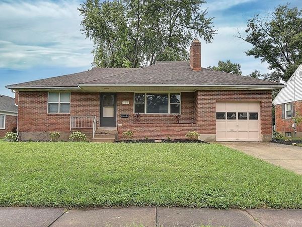 605 Wedgewood Avenue, Kettering, OH 45429