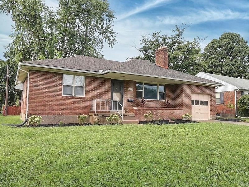 605 Wedgewood Avenue, Kettering, OH 45429 Photo 3