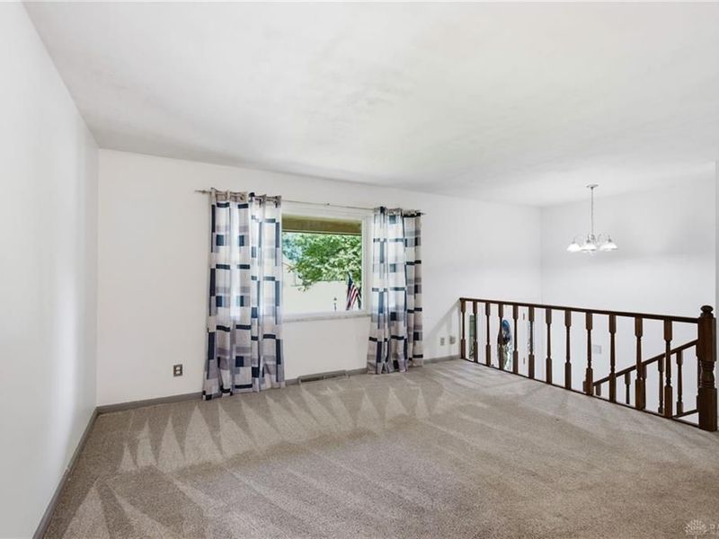 651 Charlotte Avenue, Turtlecreek Township, OH 45036 Photo 6
